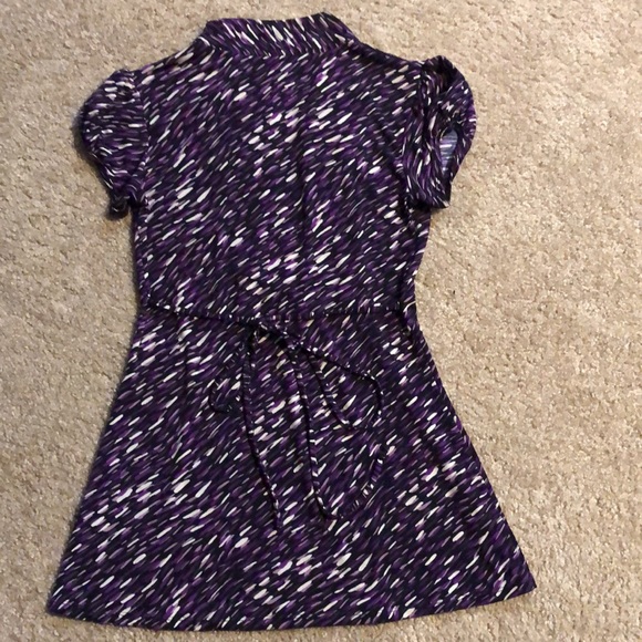 Cap sleeve blouse, size small - Picture 2 of 2